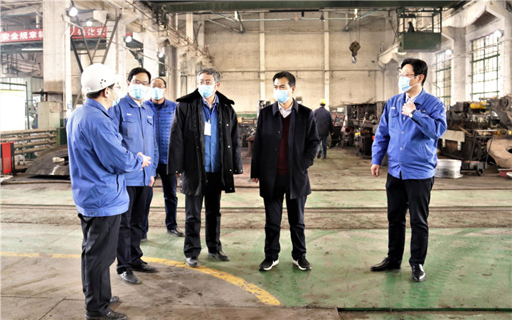 集团公司领导督导机电厂疫情防控和复工复产情况