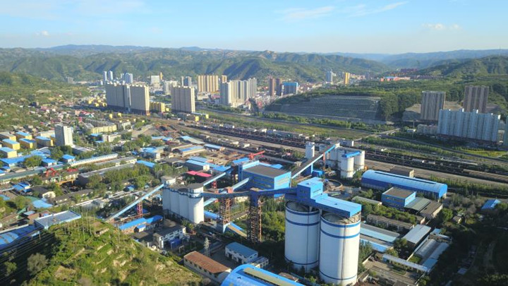 西曲矿选煤厂提前4天完成奋斗目标