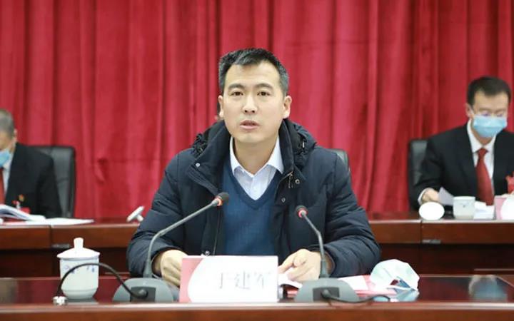 西山煤电领导参加官地矿党委会职代会工作会