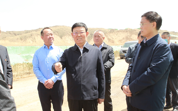 王宇魁到西山煤电斜沟矿督导生态环保工作