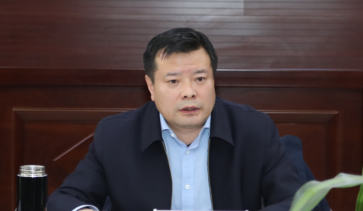 要华伟到马家岩煤业调研指导工作